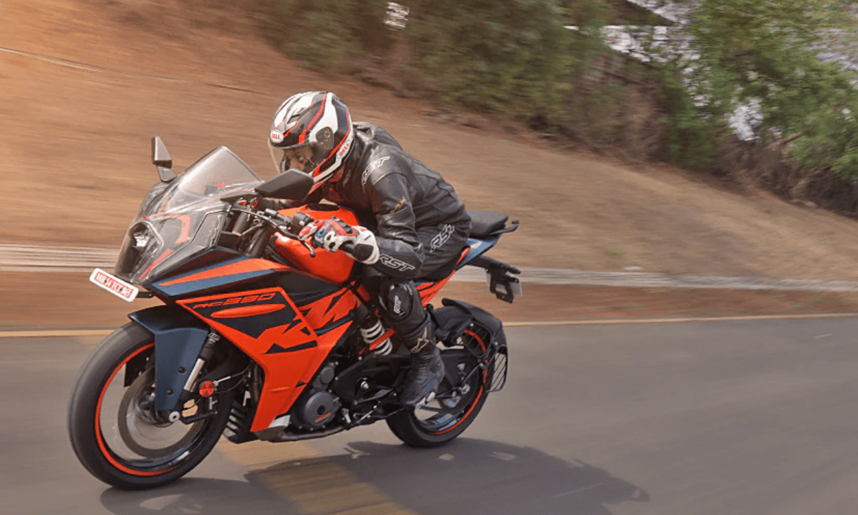 ktm rc 390  Riding Comfort