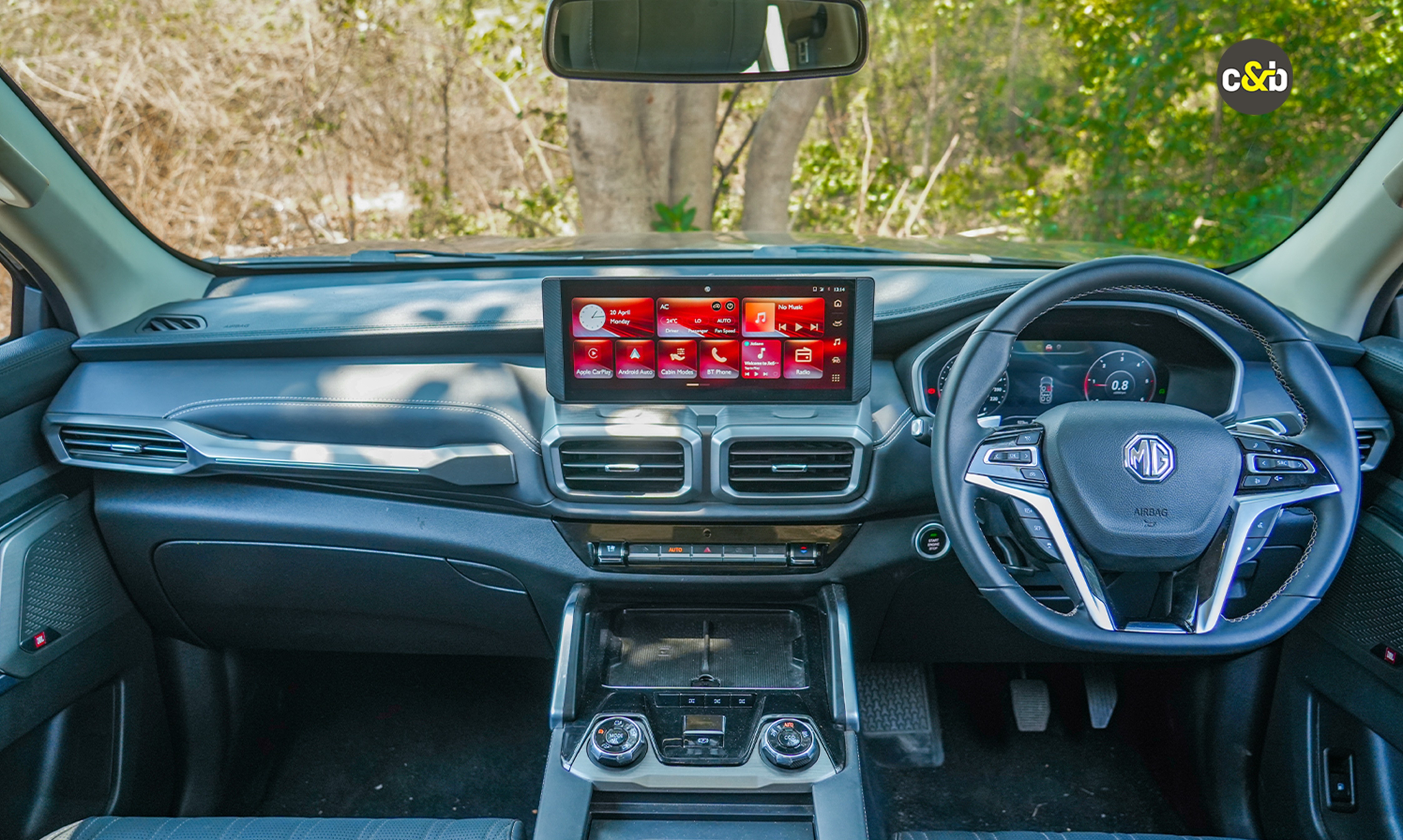 MG Majestor Cabin