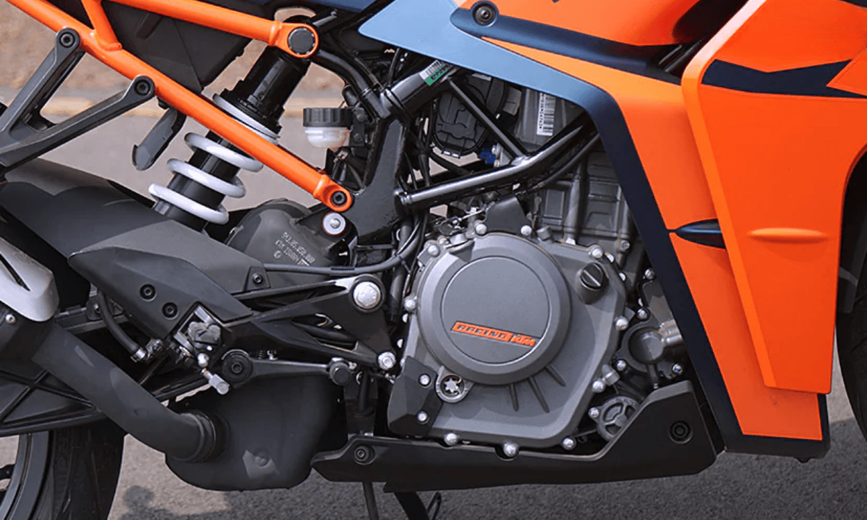 rc 390 engine