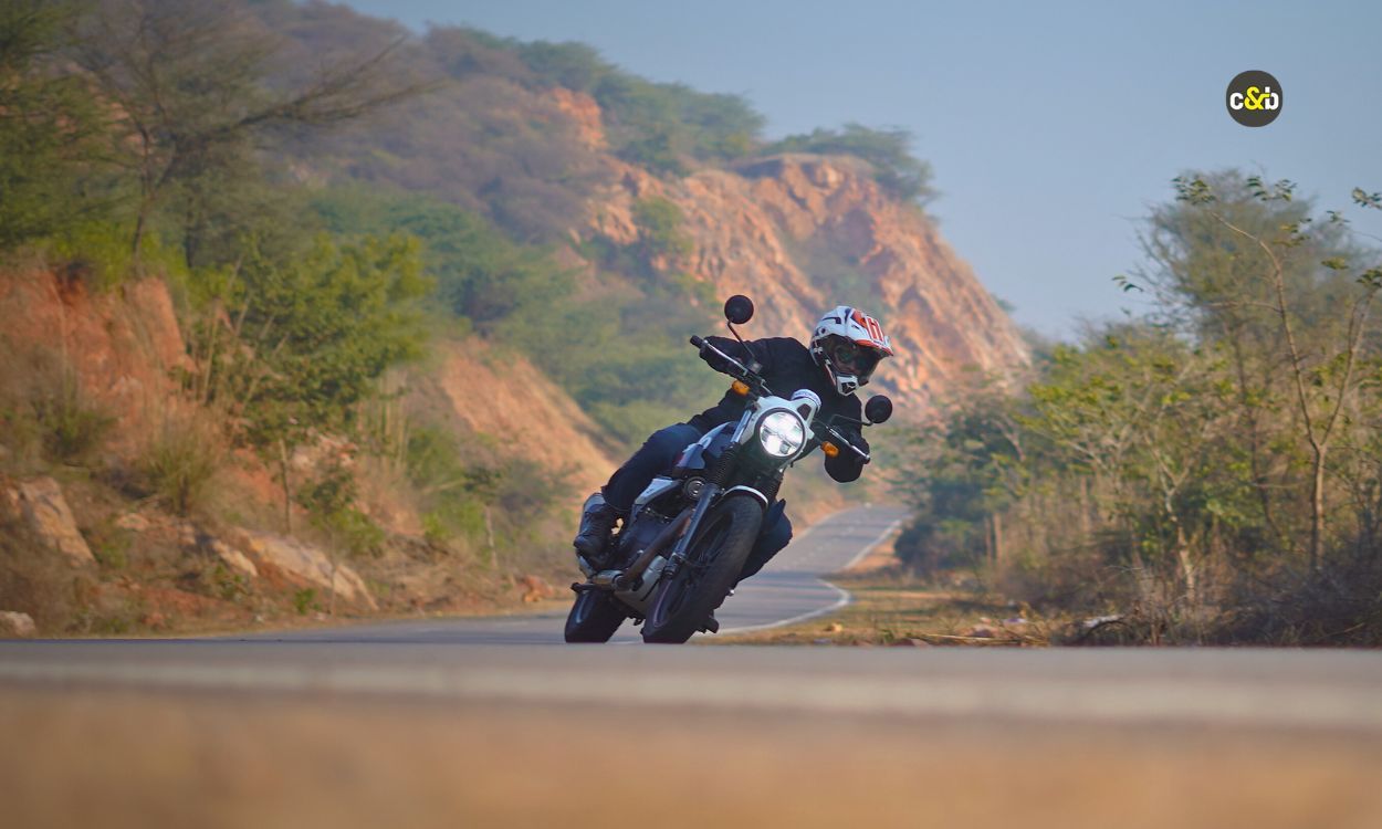 Mileage of the Royal Enfield Scram 440