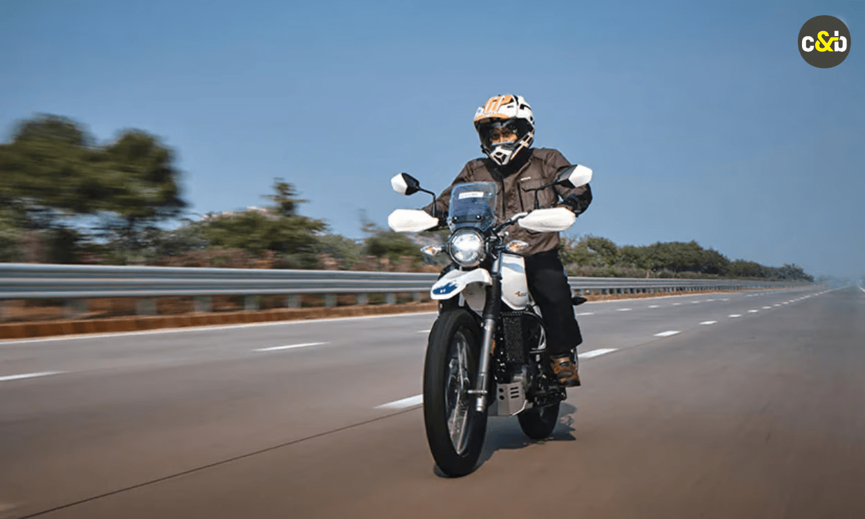 hero-xpulse-200-4v-ride view